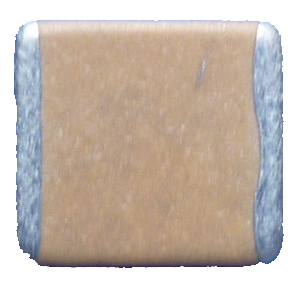 貼片安規(guī)電容實(shí)物照片